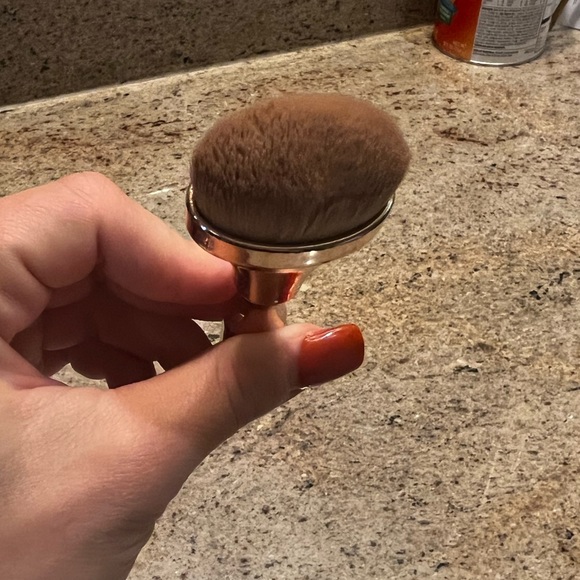 Iconic London HD BLEND BASE BRUSH SET - Picture 5 of 6